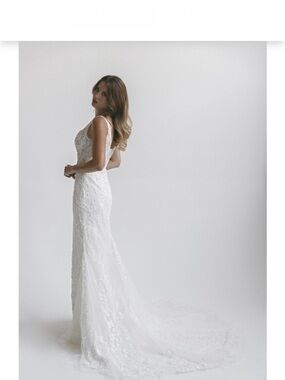 Elegant White Lace Wedding Gown with Train